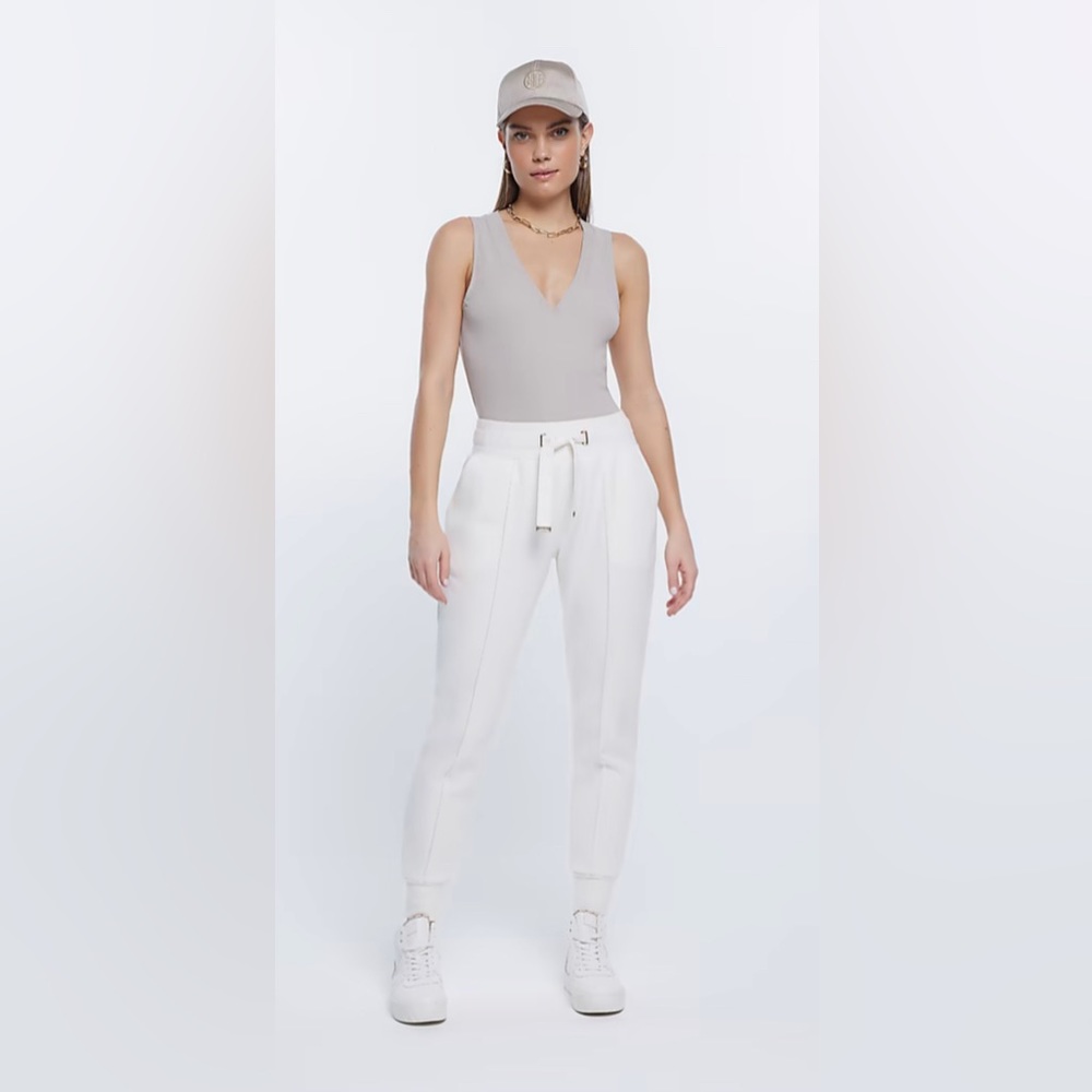 River Island Cream Cuffed Elasticated Waist Joggers Women’s Size M